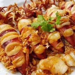 ปลาหมึกไข่แดดเดียวทอด