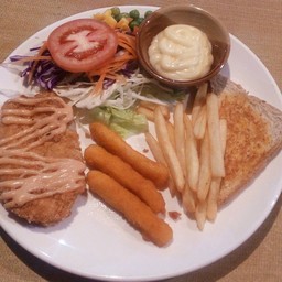 สเต็กไก่กรอบ+ชิกสติ๊ก