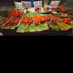 ไก่ย่างตลาดนัด
