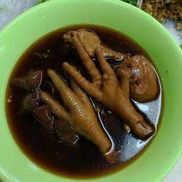 พี่อ้อมก๋วยเตี๋ยวไก่มะระ ซอยเทศา3
