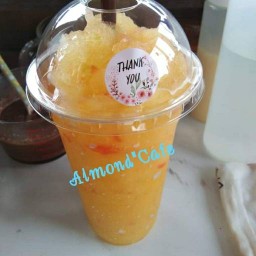 Almond'Cafe  คาเฟ่สีน้ำตาล หน้าปากทางหมู่บ้านศรีวังน้อย