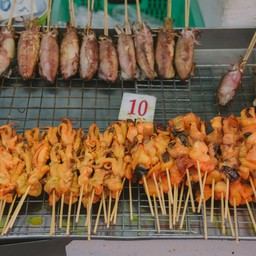 ตลาดนัดสะพานหิน