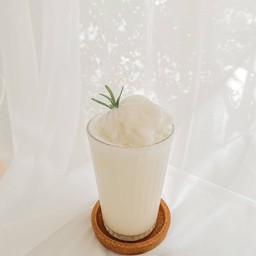 COCONUT FRAPPE