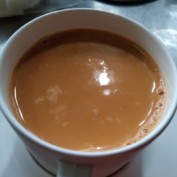 ชาไทยร้อน