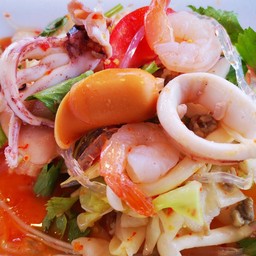 ยำเส้นแก้วรวมมิตร