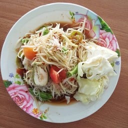 ส้มตำ&ลูกชิ้นทอด-หมู่บ้านมะลิวัลย์
