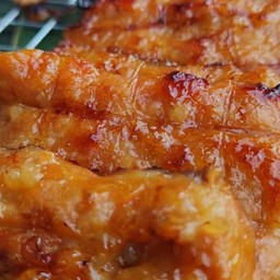 ข้าวเหนียวหมูปิ้งและอาหารเช้า พี่หนุ่ย