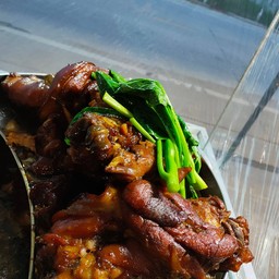 ท้ายซอยแซ่บสุดจี๊ด