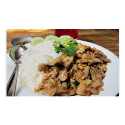 ไก่กระเทียม