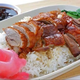 หม่าล่ายืนกิน