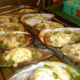 หอยแมลงภู่นิวซีแลนด์ย่างเนย+ชีส