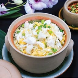 ข้าวผัดปู หรือ กุ้ง (Size M)