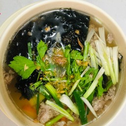 ต้มจืดเต้าหู้หมูสับสาหร่าย