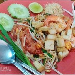 ผัดไทยกุ้งสด