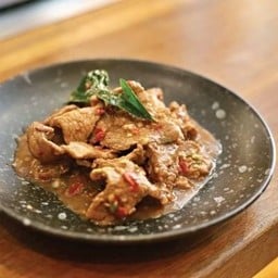 หมูผัดกะปิ