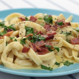 FETTUCCINE CARBONARA