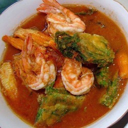 แกงส้มชะอมกุ้ง