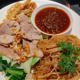 หมูลวก-เส้นคลุก