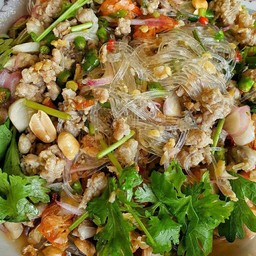 ยำวุ้นเส้นหมูสับ รึซีฟู้ด