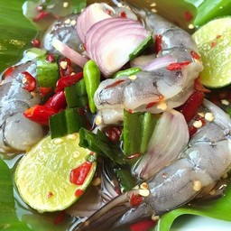 ยำกุ้งดิบซีฟู้ด