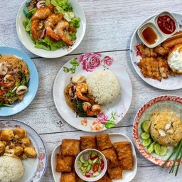 ข้าวผัดพริกสดหมู