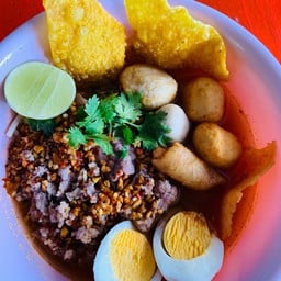 ก๋วยเตี๋ยวโกเด้ง ต้นหูกวาง (ย้ายไปซอยจิระ ใกล้ๆที่เดิม)