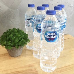 น้ำดื่ม