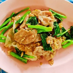 ผัดซีอิ้วเส้นใหญ