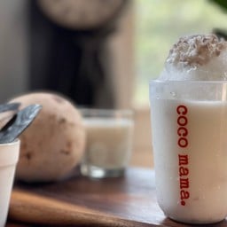 สมูทตี้มะพร้าวเผาใส่นมโฟลทไอศครีมกะทิสด