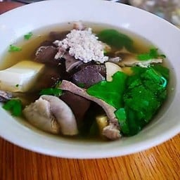 ต้มเลือดหมูตราด สาขาหอมสวัสดิ์
