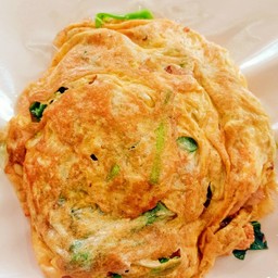 ผัดซีอิ้วห่อไข่เส้นหมี่