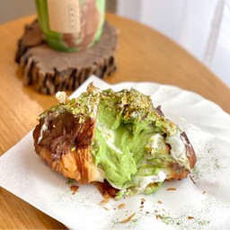 The Three Musketeers Kroissant Deli