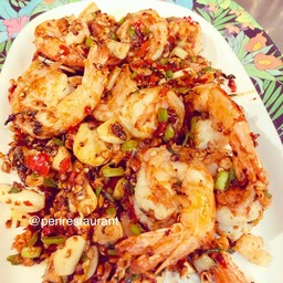 กุ้งทะเลผัดพริกเกลือ