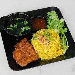 ข้าวหมกไก่ทอด