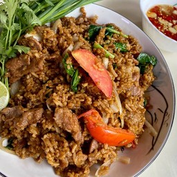 ข้าวผัดรถไฟหมู