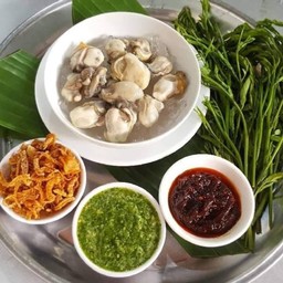 หอยนางรมทรงเครื่อง