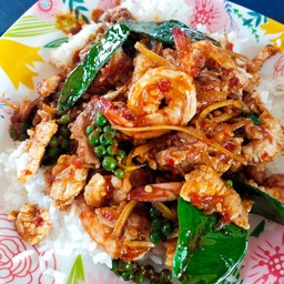เจ๊พาอาหารตามสั่ง (หน้าโรงงานดัชมิลสาย8)