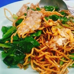 ผัดซีอิ้วหมี่กรอบ