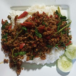 ข้าวกะเพราหมูสับ