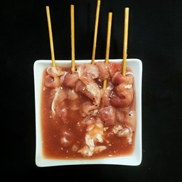หมูหมักพริกไทยดํา