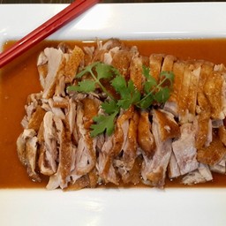 เนื้อเป็ดพะโล้ จานใหญ่