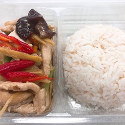 ไก่ผัดขิง