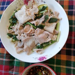 หมูลวกจิ้มแจ่ว อีสาน