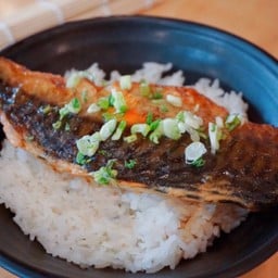 ข้าวปลาซาบะเทริยากิ