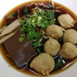 ก๋วยเตี๋ยวลูกชิ้นเป็ด (ลูกชิ้นอย่างเดียว)