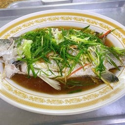 ปลานึ่งซีอิ๊ว