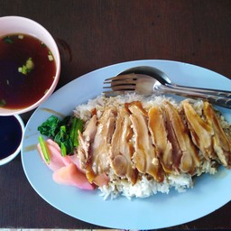 เจ๊จงก๋วยเตี๋ยวเป็ด