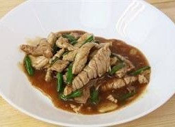 ผัดหมูนุ่มน้ำมันหอย