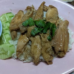 ข้าวไก่ซีอิ๊ว (พิเศษ)