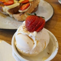 Poached Breakfast Cafe